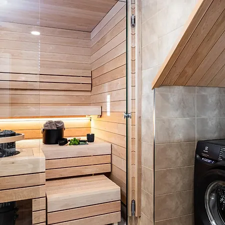 South Aurora A2 By Hilla 列维